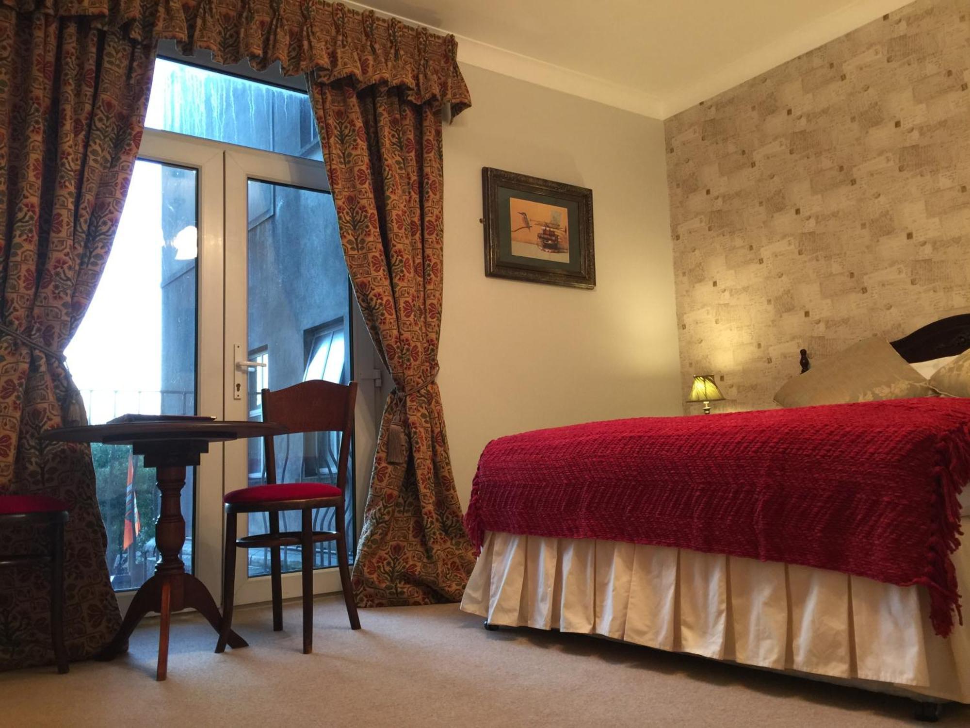O Donovans Hotel クロナキルティ エクステリア 写真