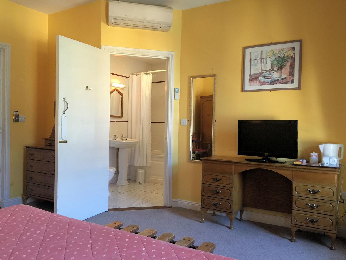 O Donovans Hotel クロナキルティ 部屋 写真