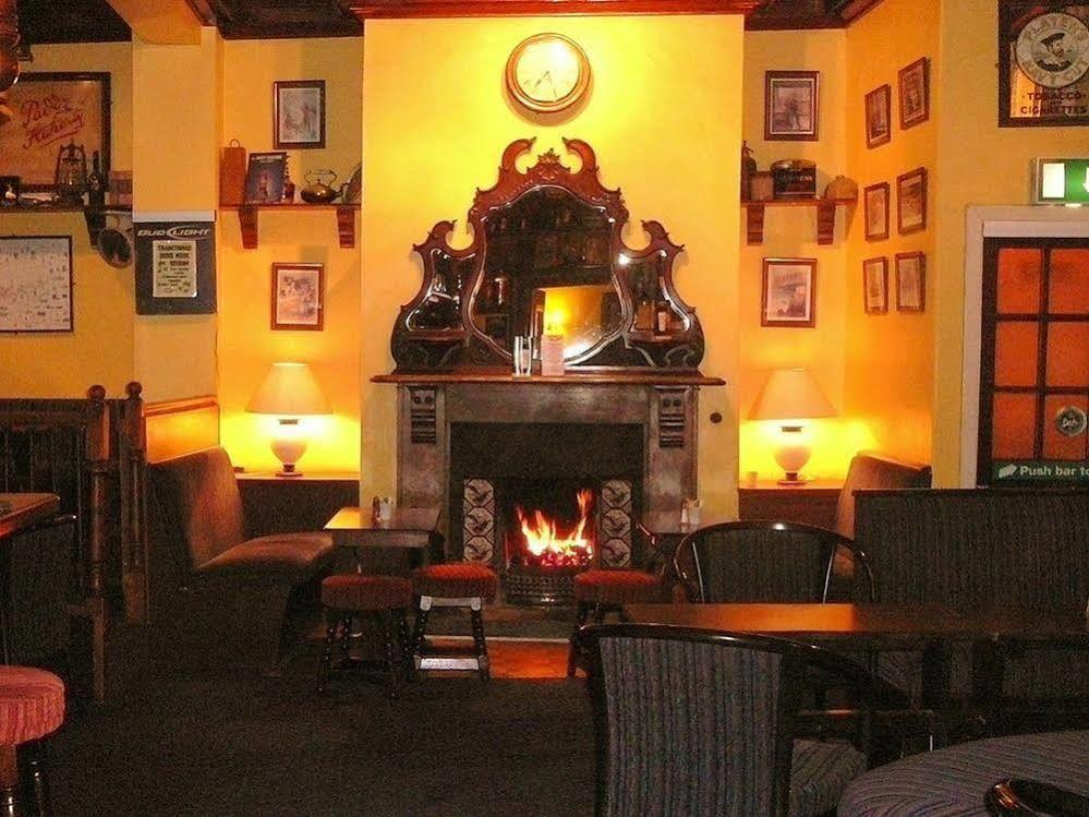 O Donovans Hotel クロナキルティ エクステリア 写真